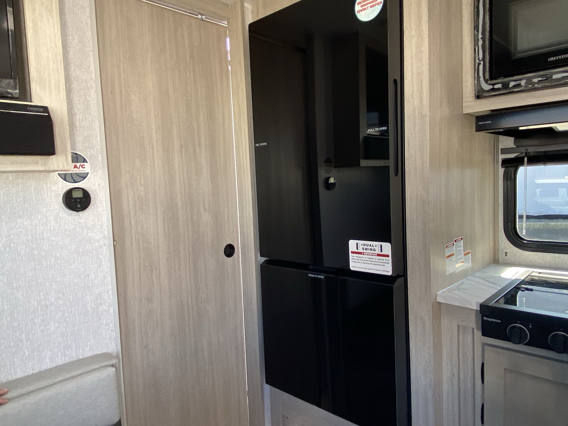 2025 EAST TO WEST RV ALTA 1600MRBLE, , hi-res image number 11